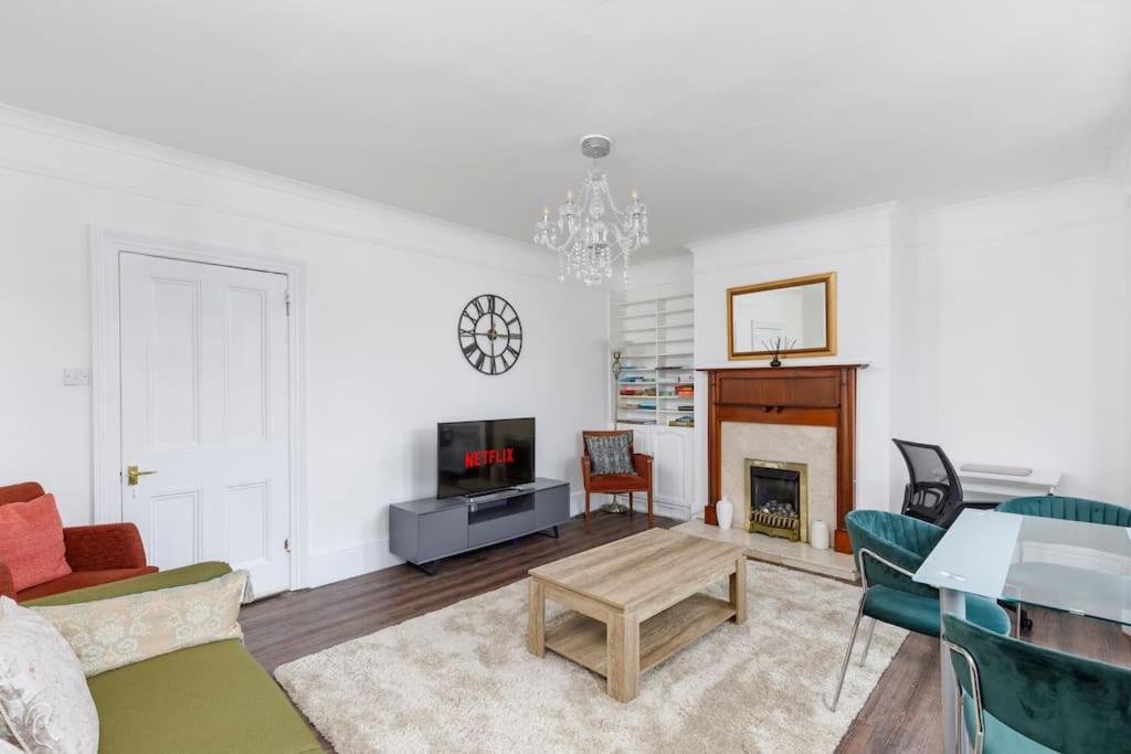 Charming 2 Bedroom Flat In Central Hove With Free Parking Екстериор снимка