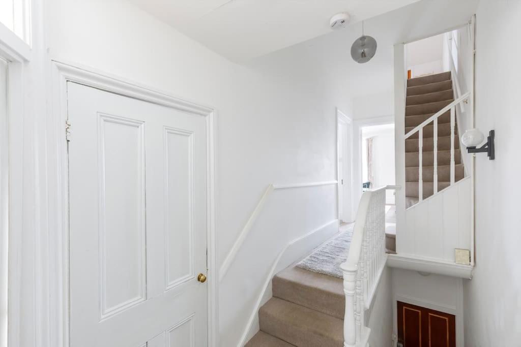 Charming 2 Bedroom Flat In Central Hove With Free Parking Екстериор снимка