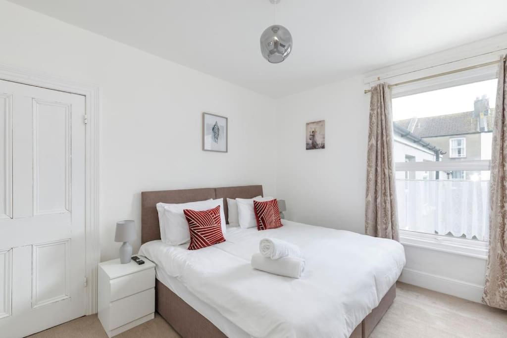 Charming 2 Bedroom Flat In Central Hove With Free Parking Екстериор снимка